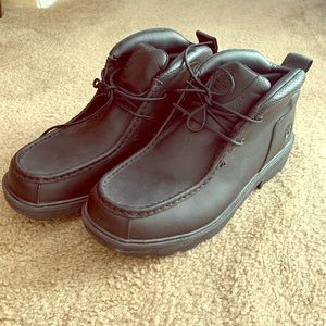 Nwob black Timberland boots